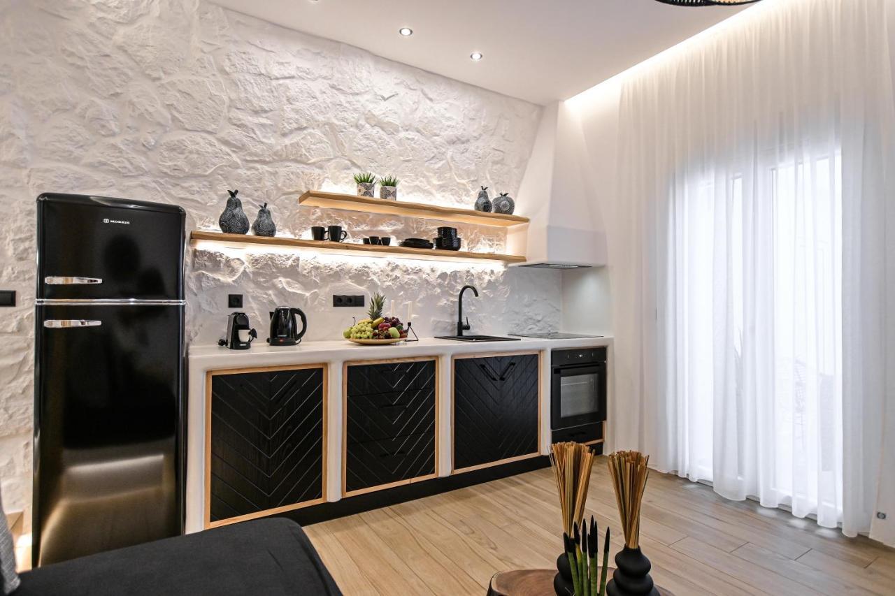 Mythos Luxury Suite Naxos City Exterior photo